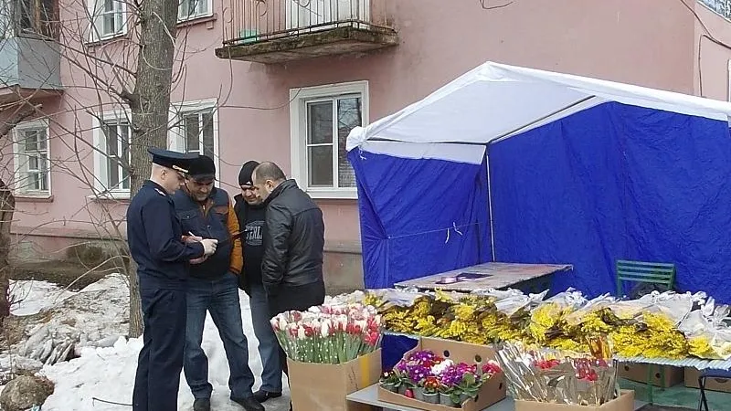 Места продажи цветов проверят в Подмосковье