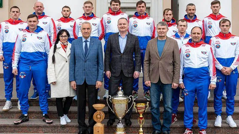 Алексей Спасский поздравил видновских мотоболистов с победой на Кубке России