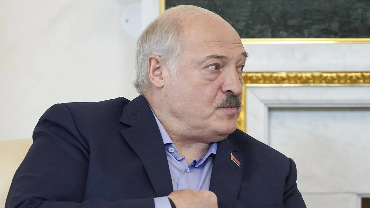 «Выработают единую тактику»: зачем Путин встретился с Лукашенко