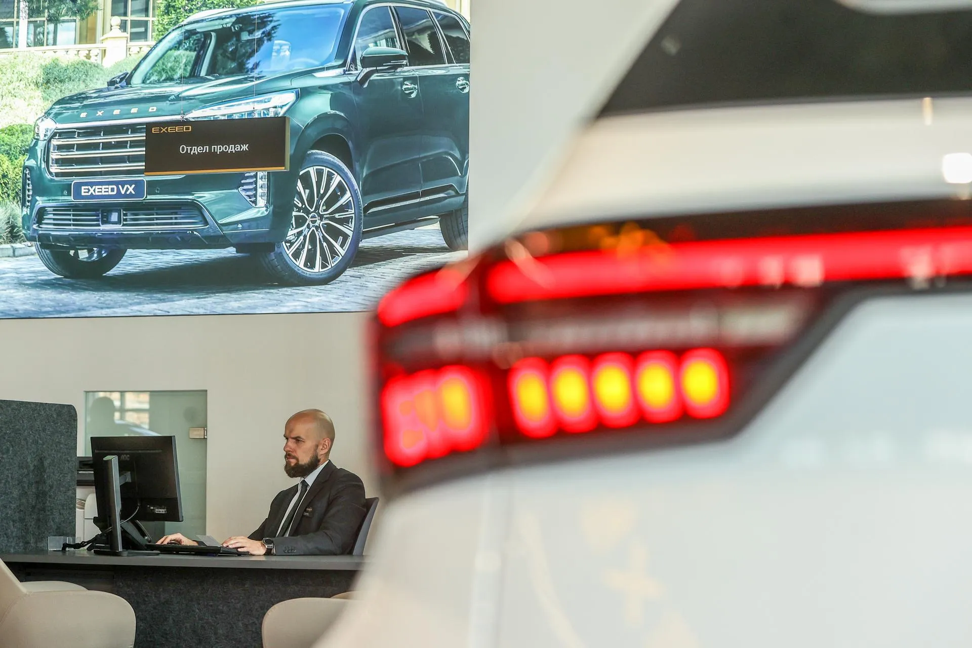 Официальный дилер китайских автомобилей в Москве. Фото: Bulkin Sergey / news.ru