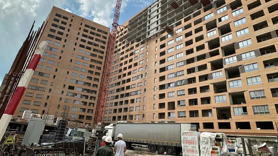 Семнадцатиэтажный дом с подземным паркингом достроят в Королеве в 2026 году