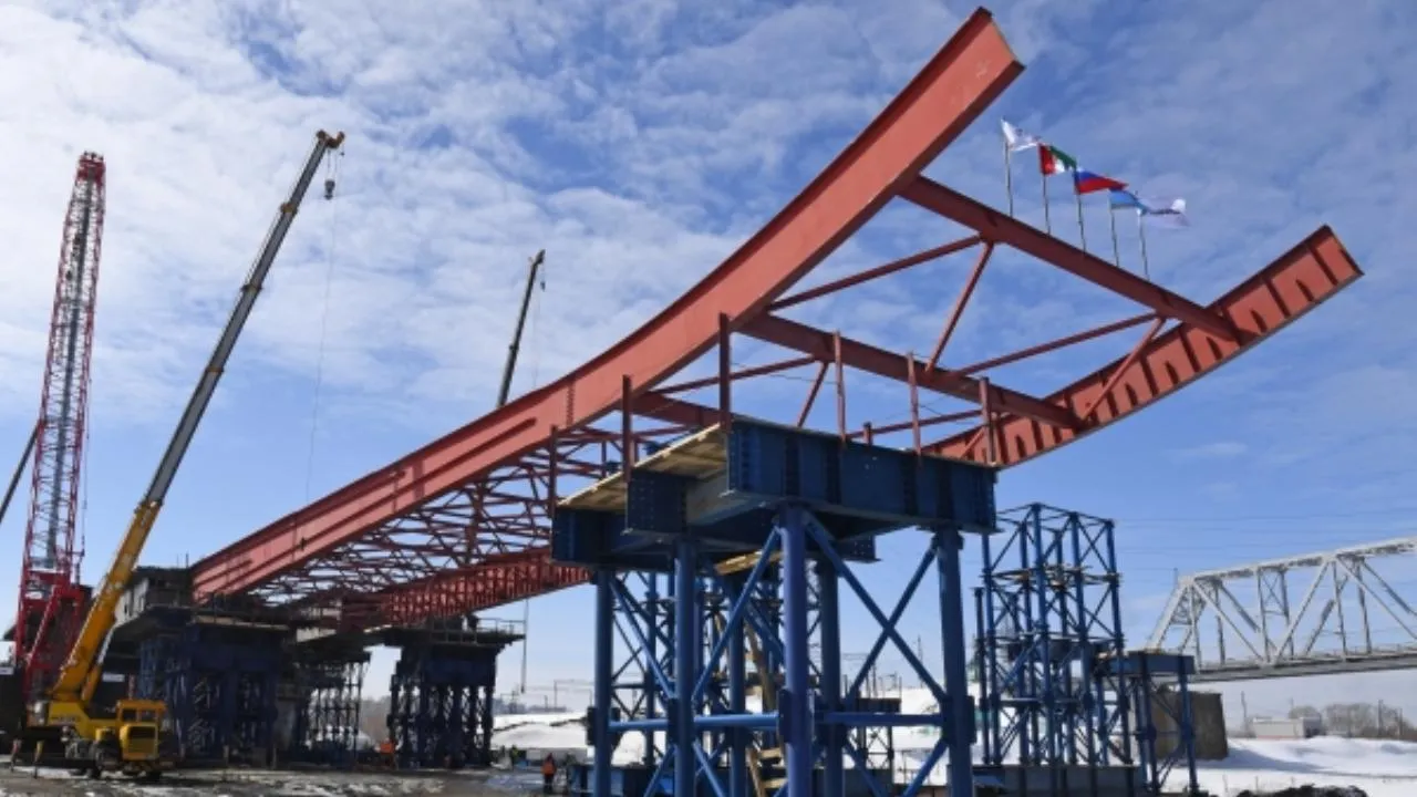 Новосибирские власти пообещали достроить четвертый мост через Обь еще в этом году