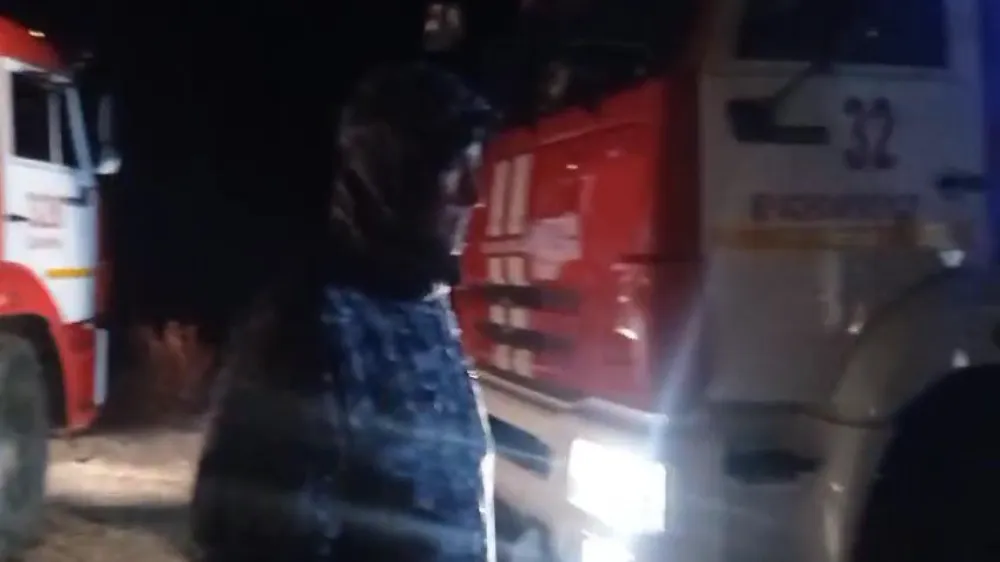 Пожар произошел в гаражном кооперативе в Пушкино