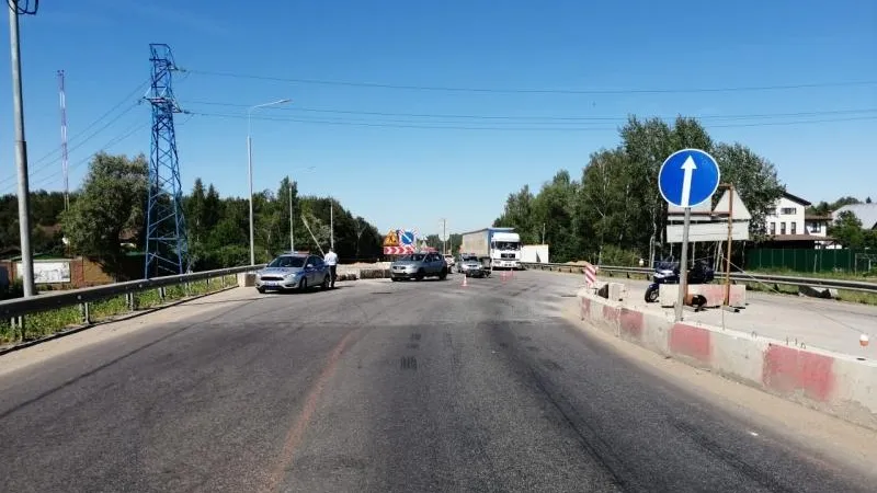 Мотоциклист погиб, не справившись с управлением на трассе под Истрой