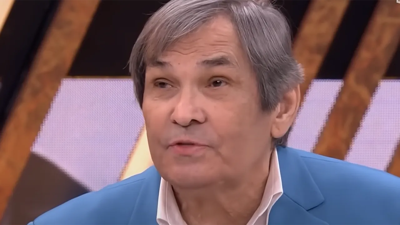 Кадр из телепрограммы «Прямой эфир»