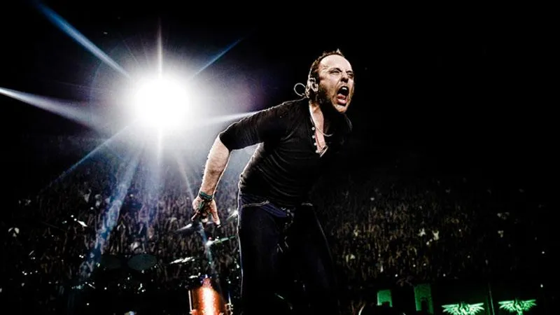 Барабанщик группы Metallica получил рыцарский титул