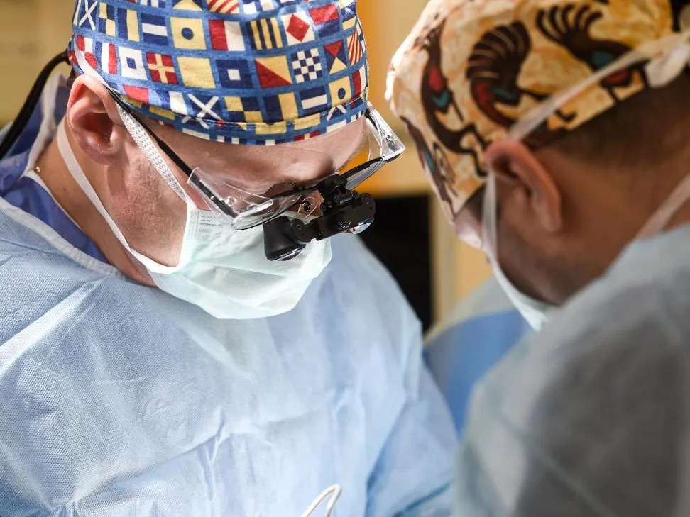 В Дагестане новый тренд — восстановление девственности: чем и ради чего рискуют женщины