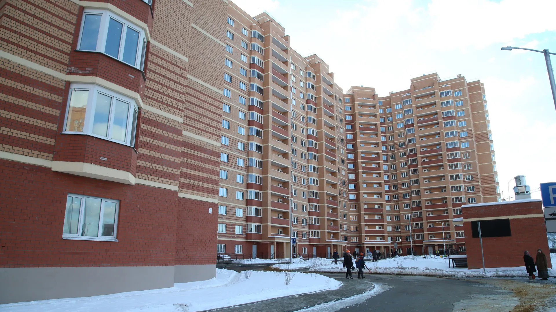 В Краснодаре пенсионерка лишилась дома и сбережений после знакомства с «помощниками»