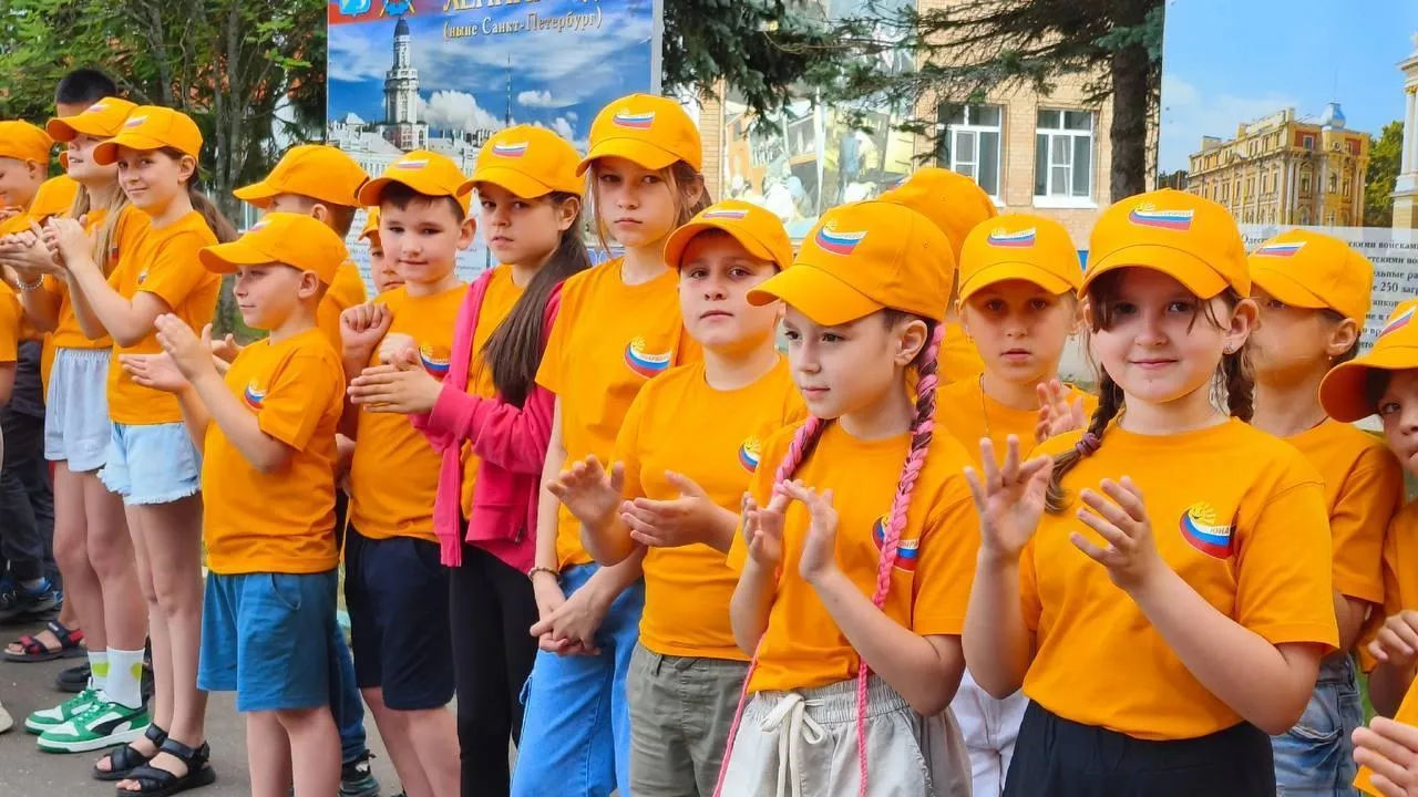 Более 64 тысяч детей отдохнут на первой смене в летних лагерях на базе школ в Подмосковье