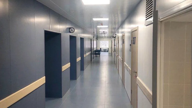 Подмосковные специалисты технадзора приняли поликлинику №2 в Химках после капремонта 