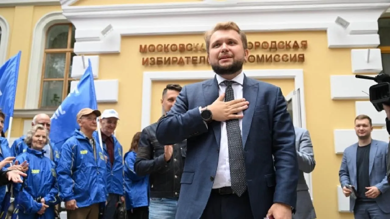 Вице-спикер Госдумы от ЛДПР Борис Чернышов попал в ДТП