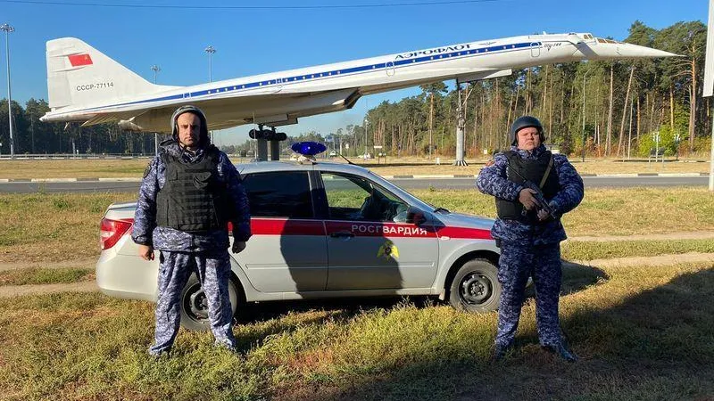 В Жуковском сотрудники Росгвардии задержали мужчину, который проник в магазин