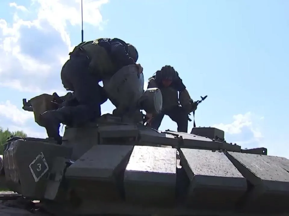 «Решил пойти по его стопам»: друг бойца СВО пошел в армию вслед за ним