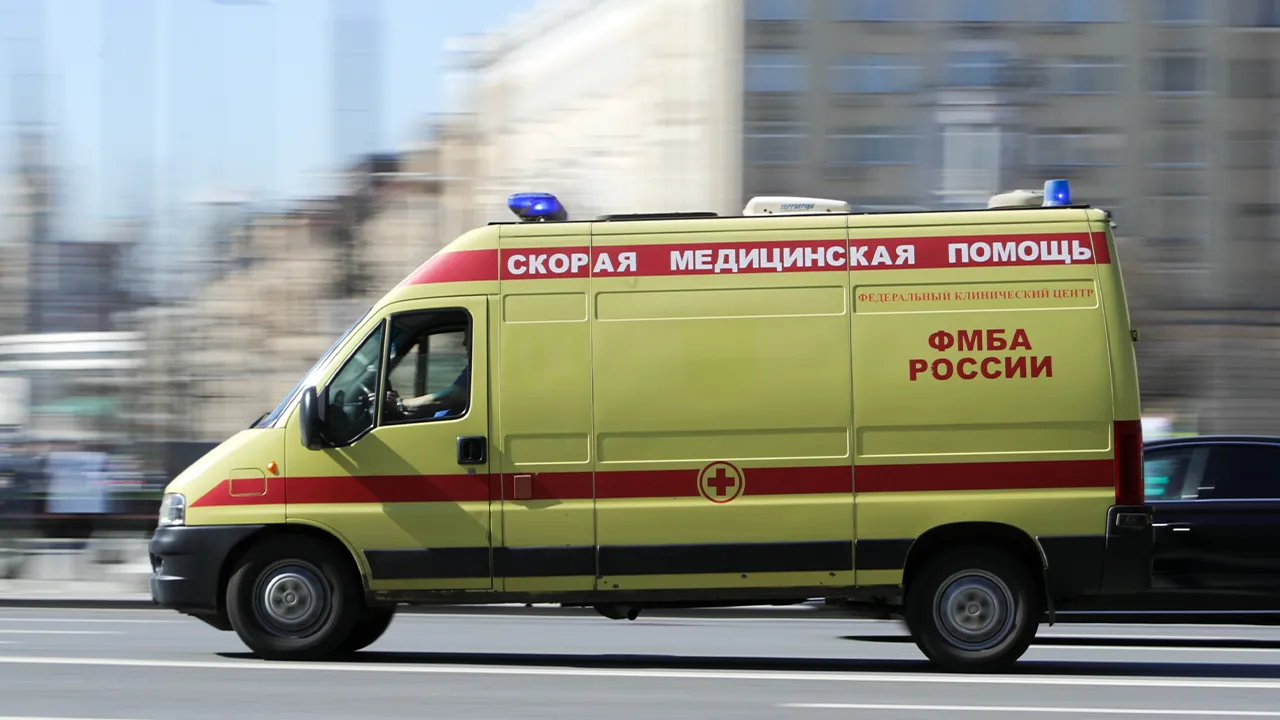 «Инсульт помолодел»: у девятиклассницы на выпускном случился приступ, и она умерла