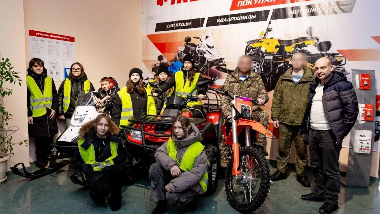 В Орехово-Зуевском округе для участников СВО провели экскурсию по производству мототехники