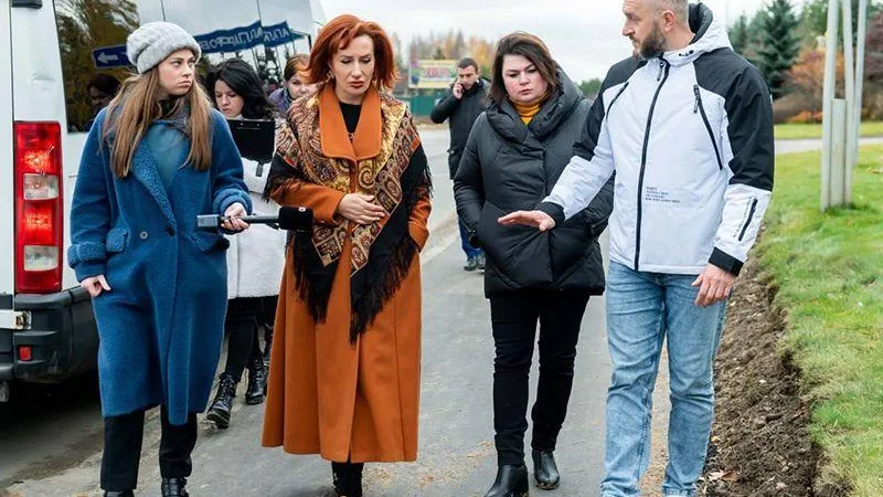 Татьяна Витушева проверила качество тротуаров вдоль дорог в Истре