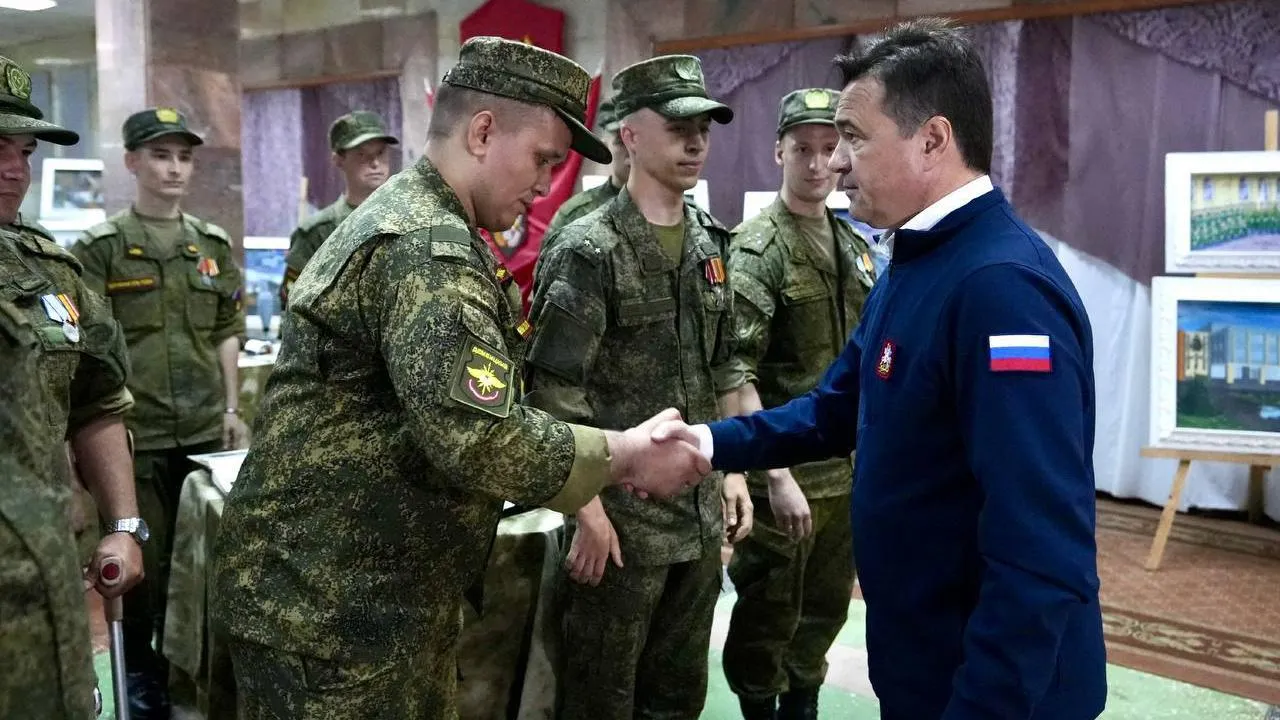 Андрей Воробьев: наша задача — позаботиться о детях, женах и родителях участников СВО