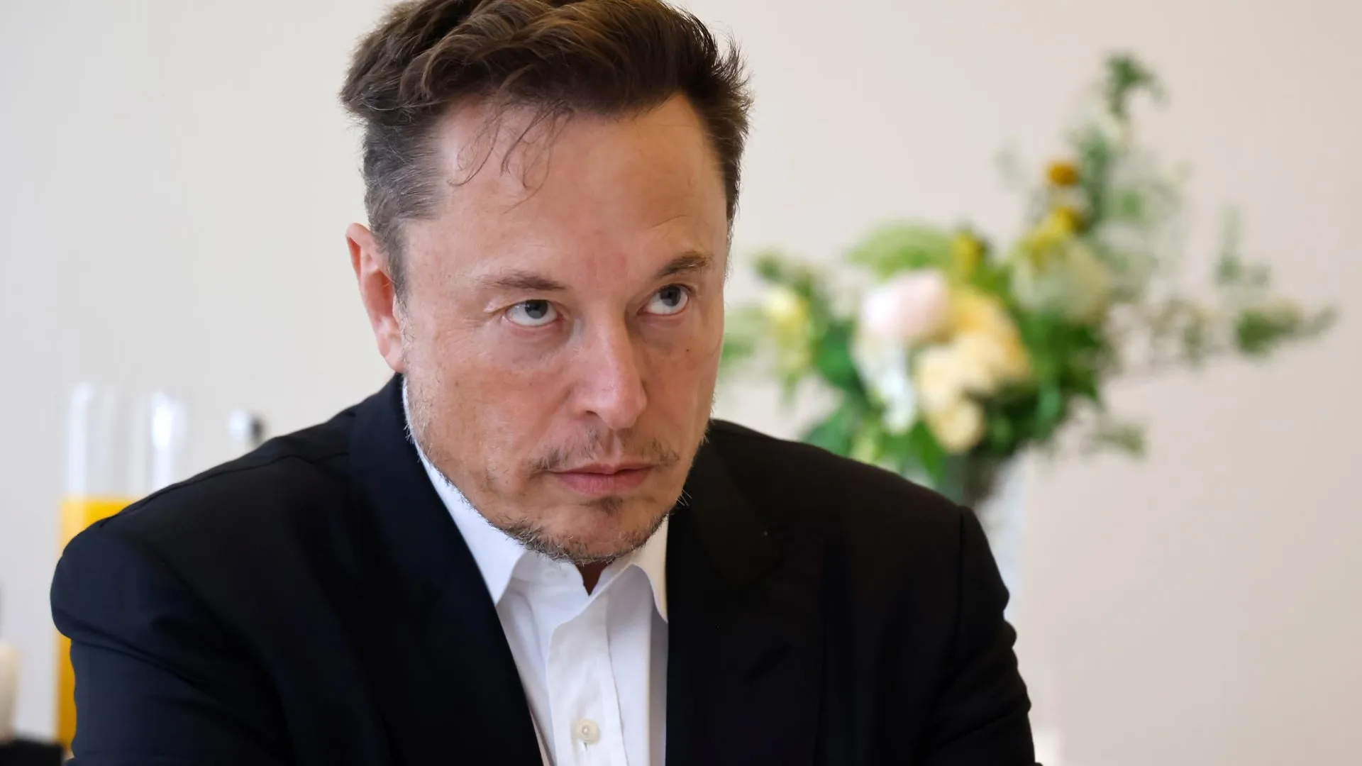 Илон Маск создал новую компанию xAI для разработки искусственного интеллекта
