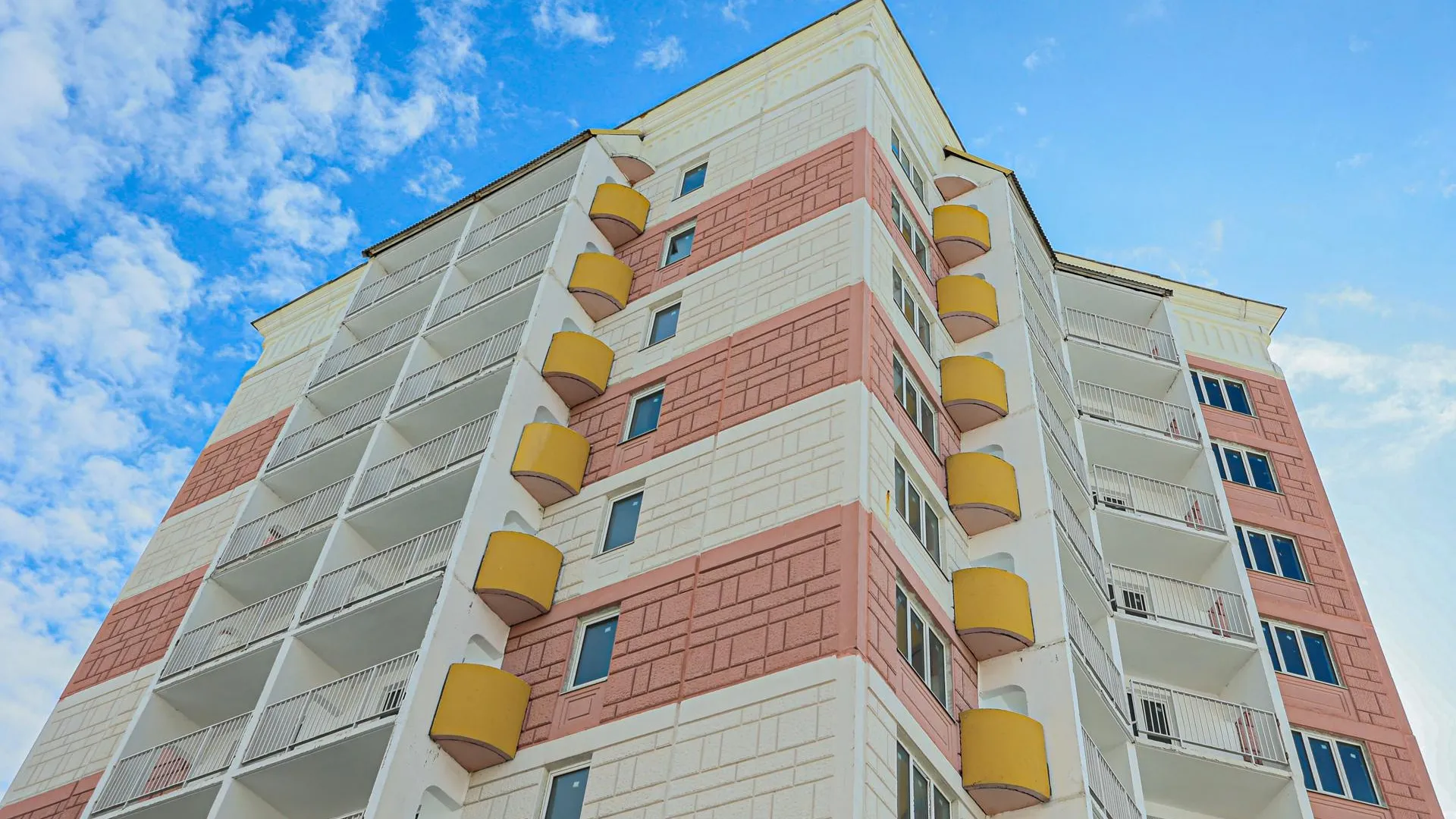 Рынок недвижимости в тупике: в России признали провал льготной ипотеки для решения жилищного вопроса