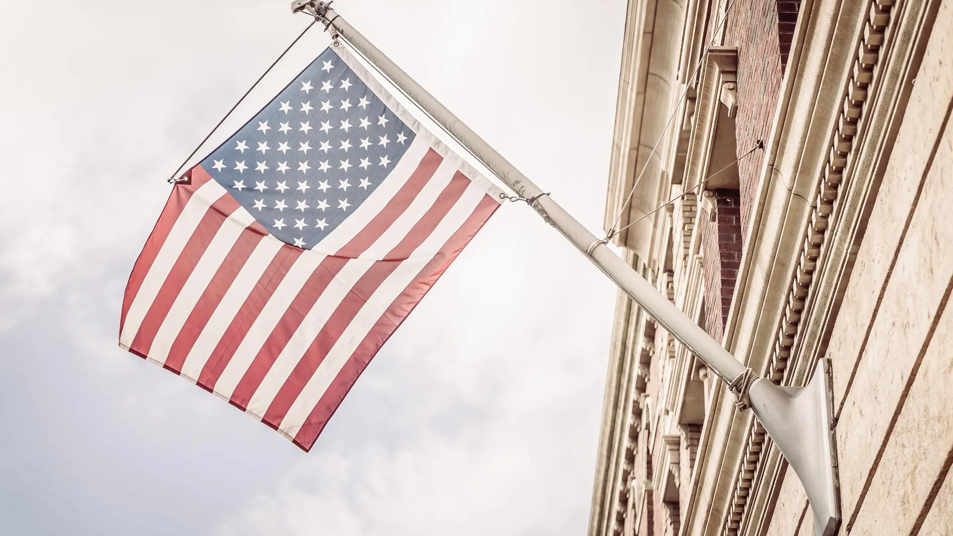 Сенатор Цеков оценил заявление Трампа о приближении украинской армией мировой войны