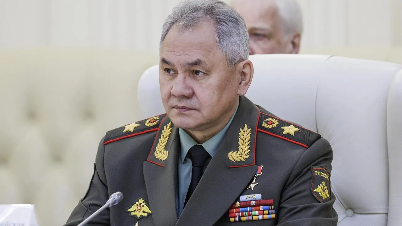 «Глупости в утвердительной форме»: россияне заступились за Шойгу после интервью Пригожина