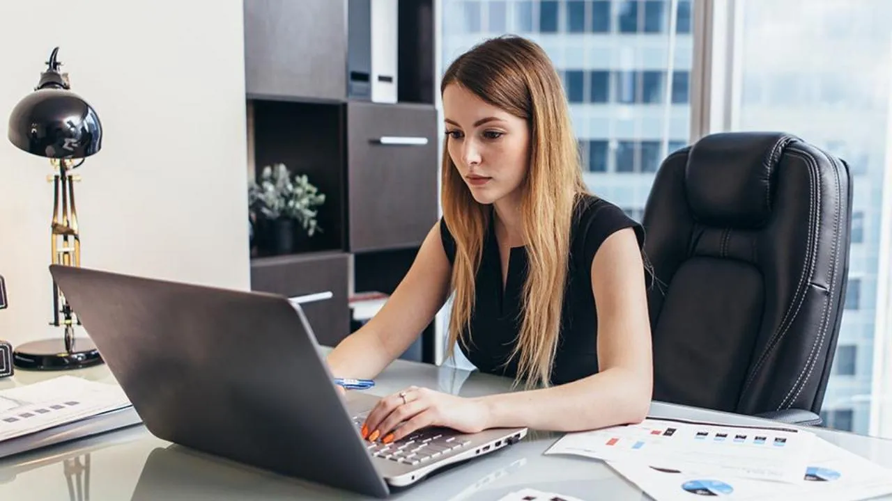 istockphoto.com/undrey