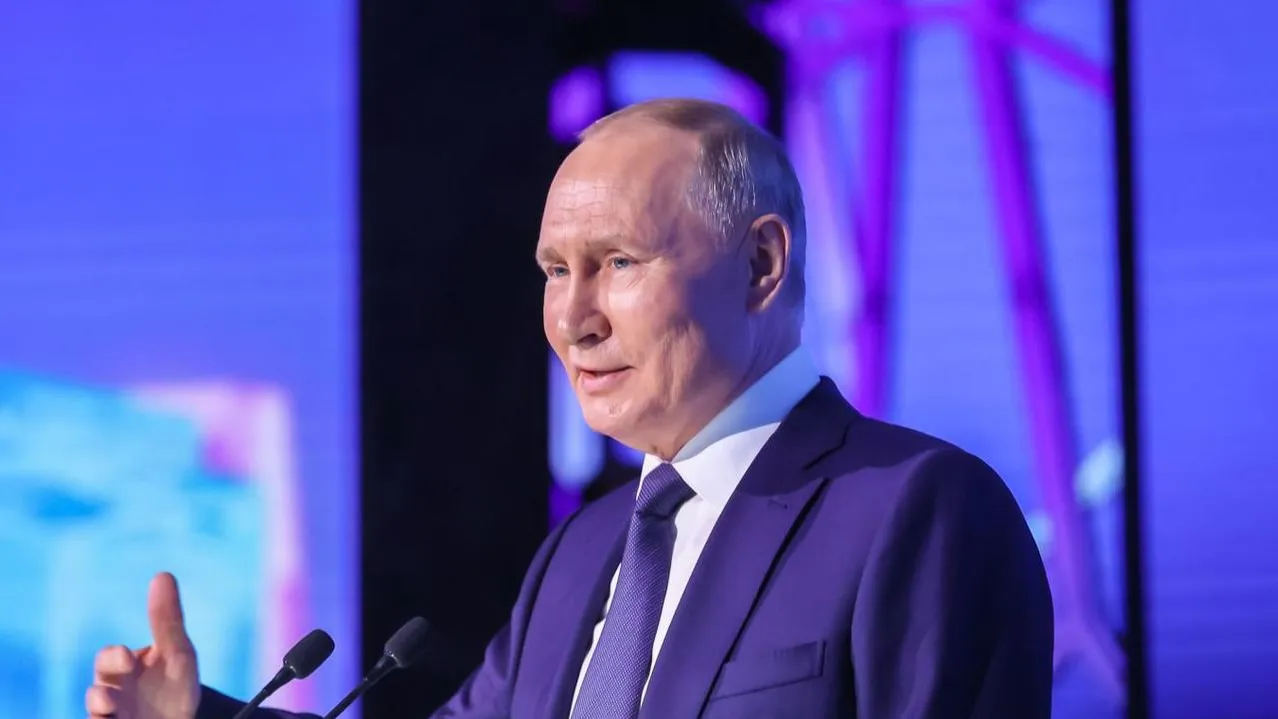 Путин поздравил Бердымухамедова с днем рождения и отметил его вклад