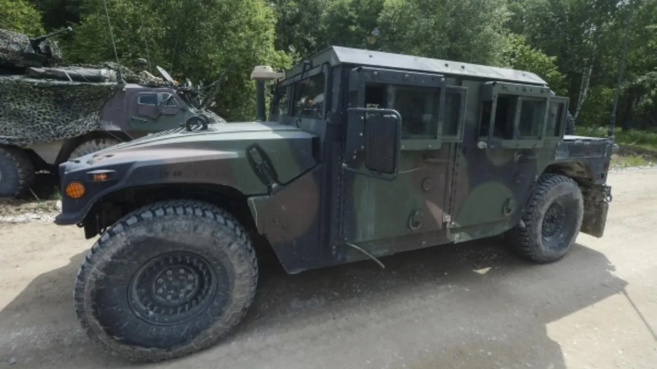 Колонна украинской техники, вошедшая в Белгородскую область, попала на видео
