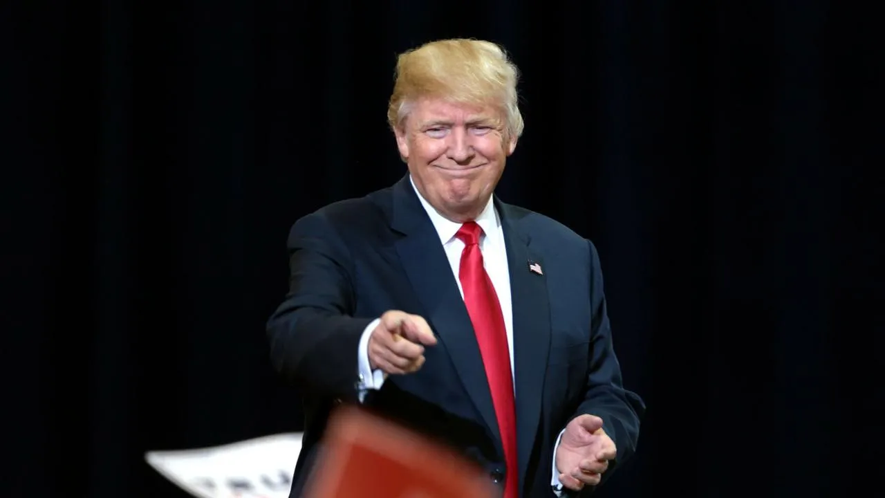 Express: Трамп может тайно снабдить ВСУ ядерным оружием