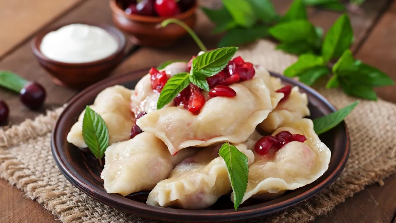 Лазанья из баклажанов и картофельный борщ: топ простых и вкусных блюд для Великого поста