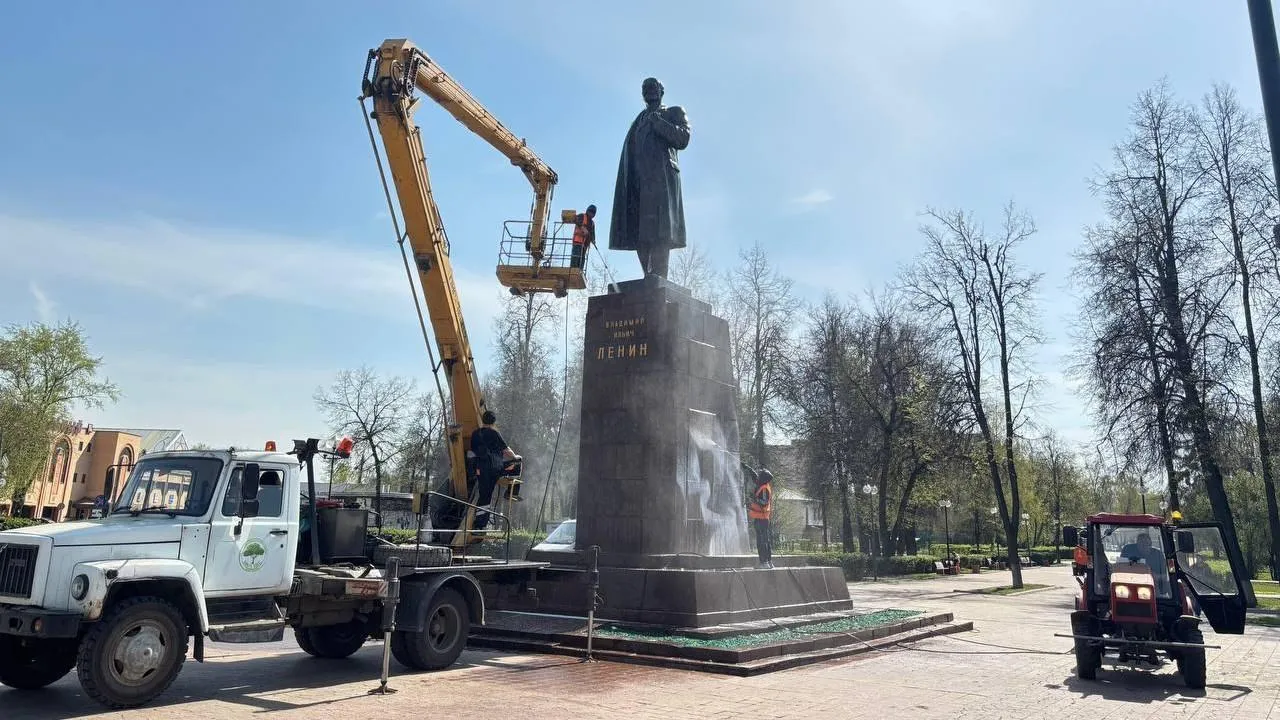 В Подольске после зимы привели в порядок 19 памятников