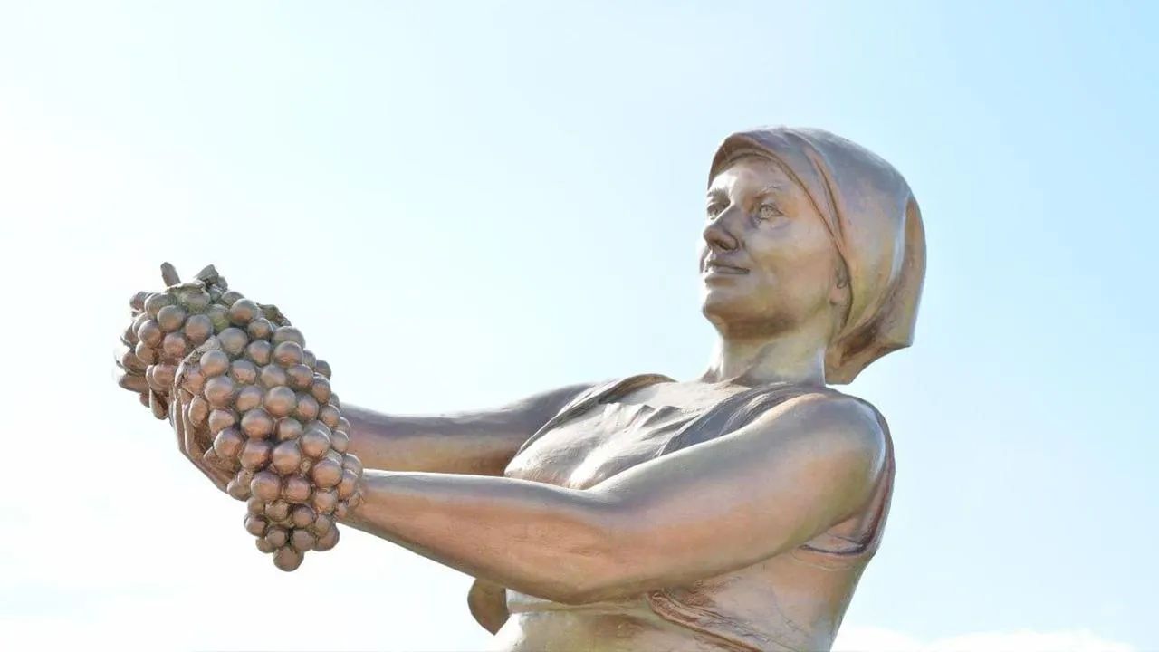 REGIONS/Наталья Бычкова