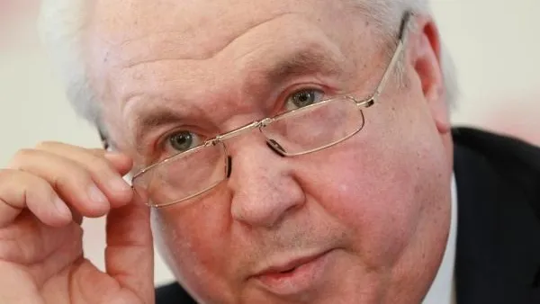 Олейник: в высших кругах украинского общества происходят психологические изменения
