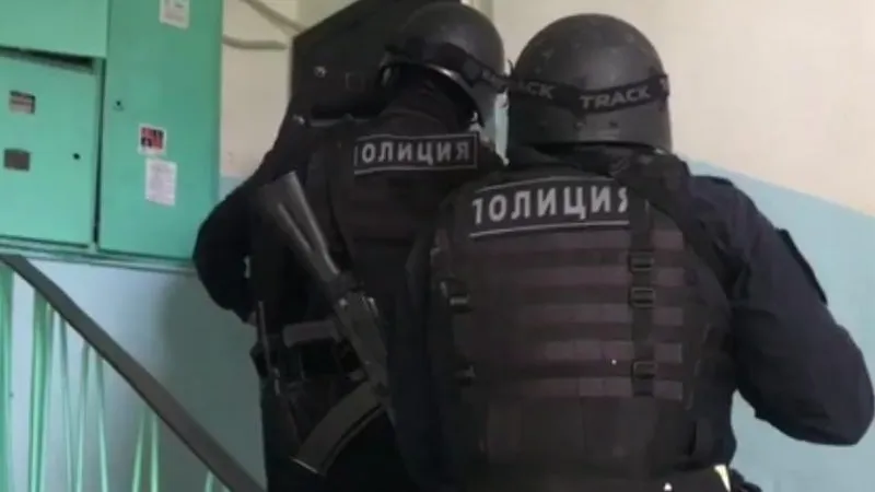 Банду рэкитиров с крупным арсеналом задержали в Талдоме