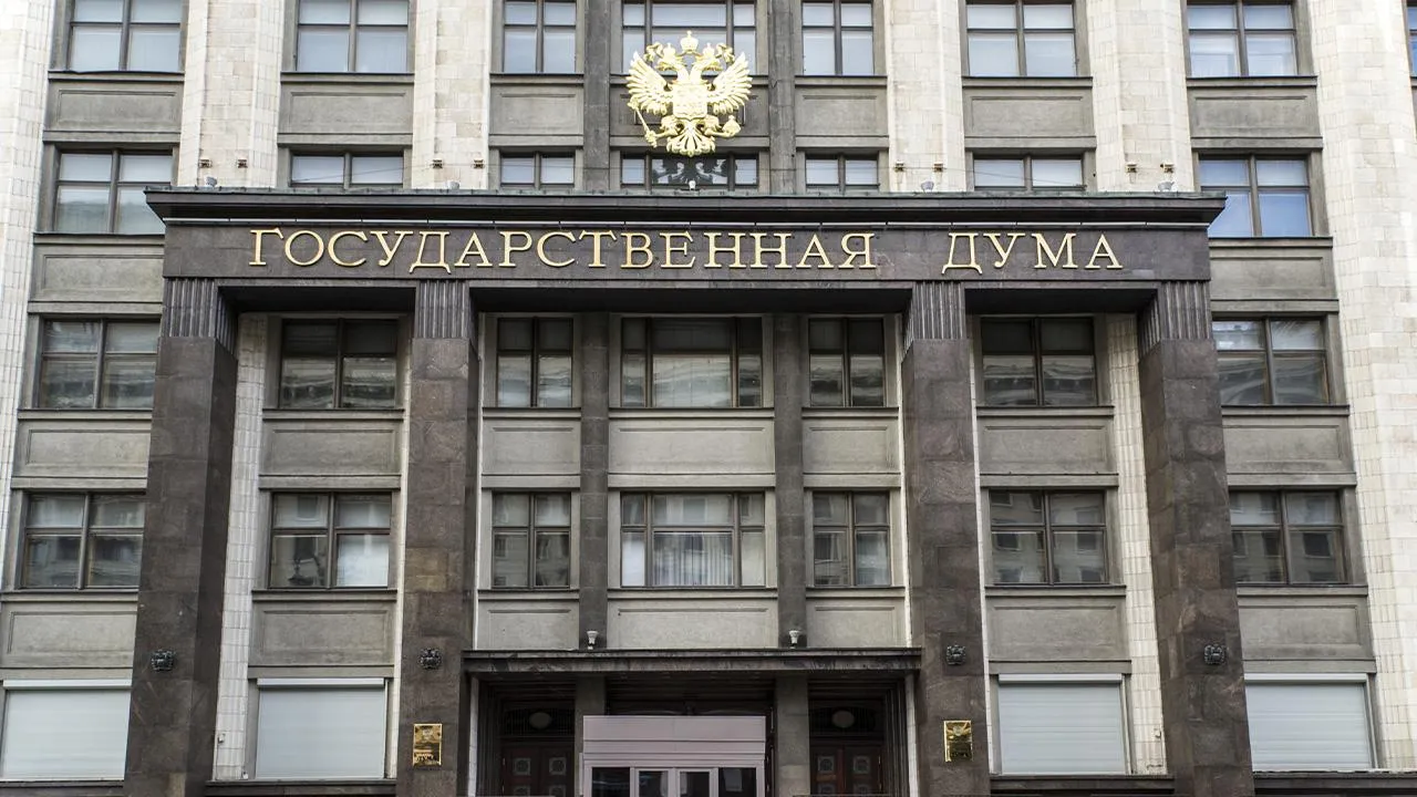 Депутат ГД Алтухов заявил, что «Почта России» готова продавать вино онлайн