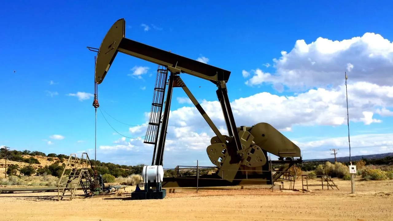 Эксперт Пикин спрогнозировал незначительное повышение стоимости нефти