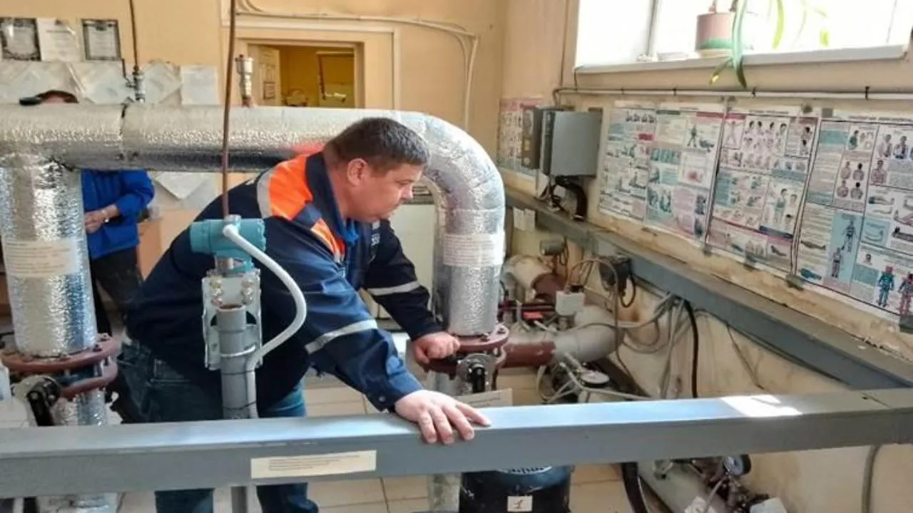 В Подмосковье подготовили к зиме уже около трех тысяч километров теплосетей