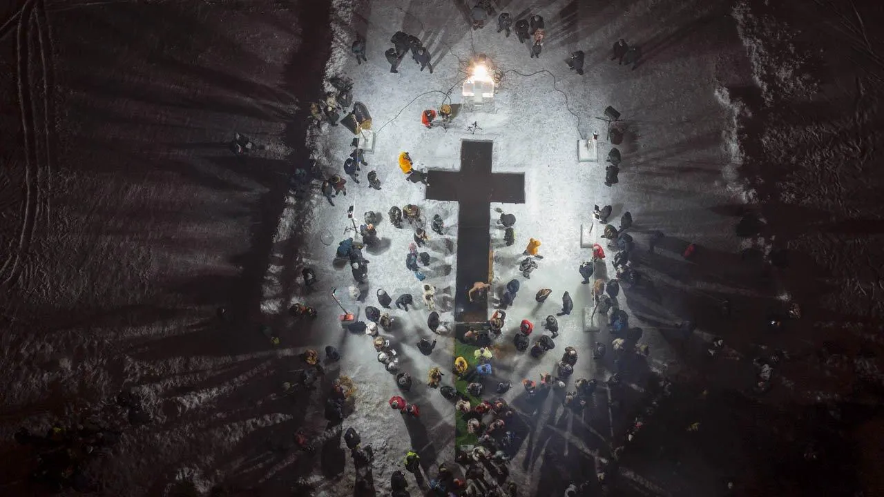 Не вся вода святая: священник Киндяков развеял миф об освящении всей воды на Крещение