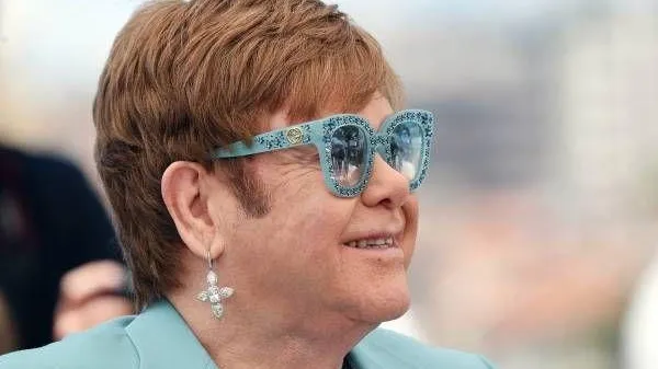 Госдума попросила признать нежелательной организацией «СПИД фонд Элтона Джона»