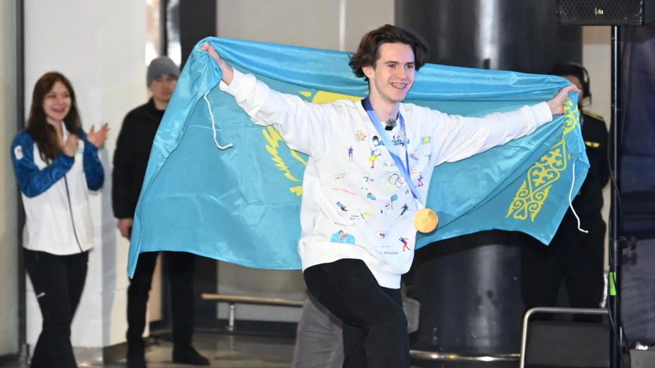 В Алма-Ате загадочно отменили выступление олимпийского чемпиона Шайдорова