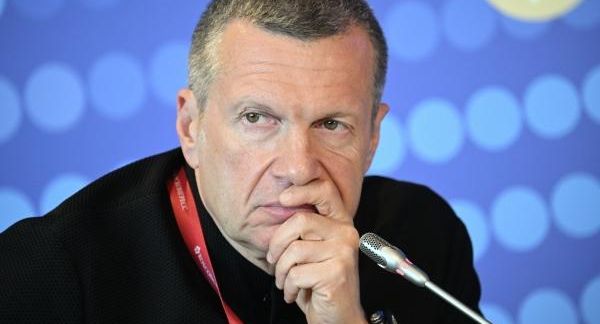 Соловьев: Минобороны в первую очередь должно показать пример отказа от алкоголя