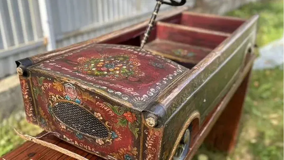 Фото: городская доска объявлений