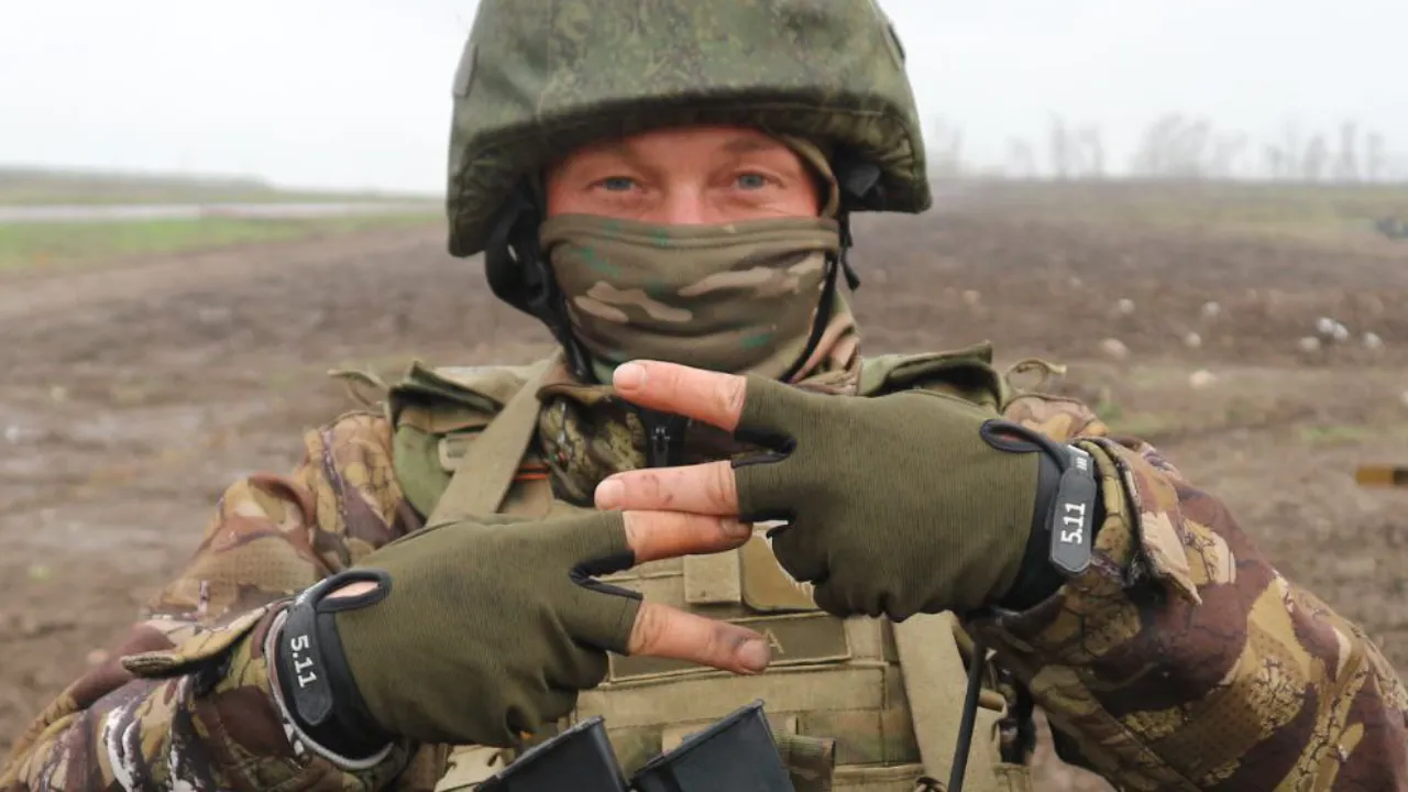 «Кора ивы, стебли малины, дикий шиповник»: боец СВО поделился секретами народных средств от болезней