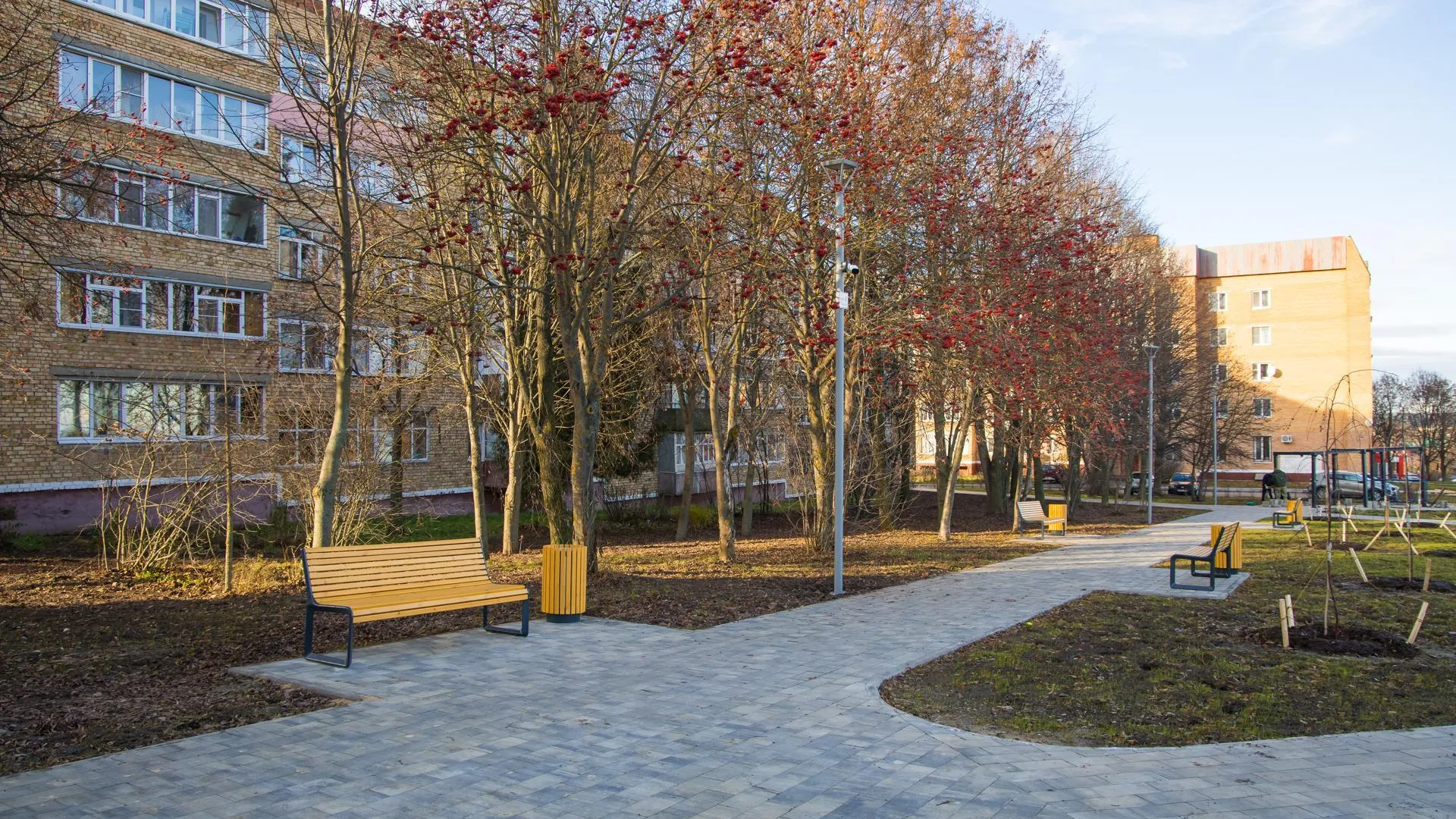 В Кашире завершают создание нового сквера