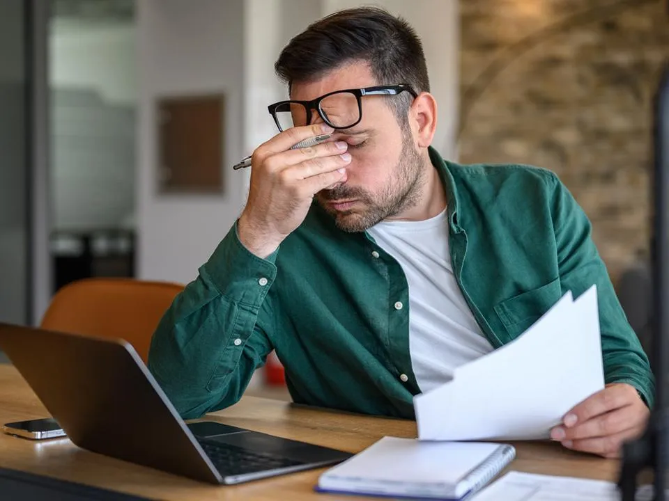 Экономист объяснил, как шестичасовой рабочий день ударит по зарплатам россиян и экономике