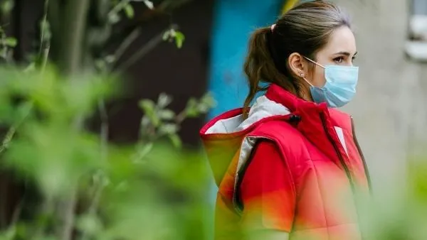 «Сделают замечание». В Подмосковье решили пока не штрафовать за отсутствие масок