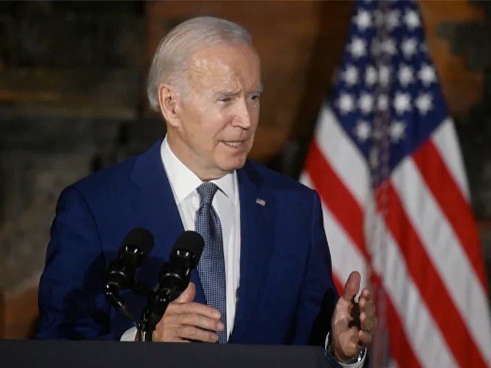 «Самое счастливое событие – это приезд президента США», – заявил депутат Госдумы после послания Путина