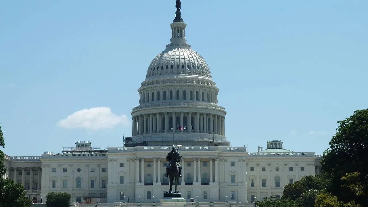 В Минфине подготовились на случай «сокрушительных санкций» со стороны США