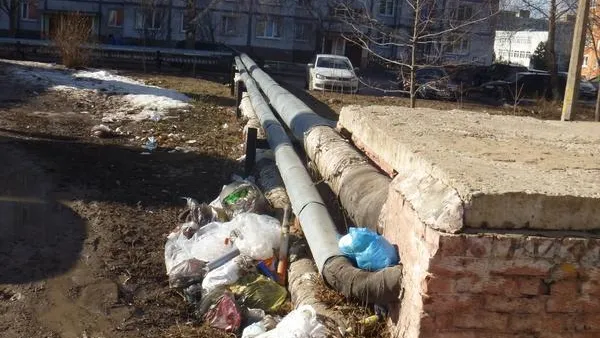 Мусор близ теплосети убрали в Луховицах