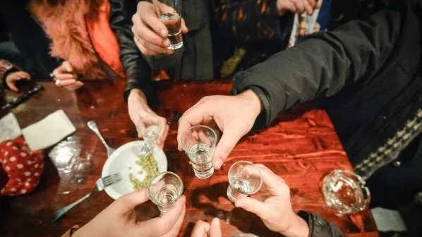 Ученые: регулярные пьянки приводят к проблемам с сердцем